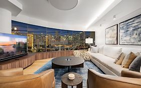 3 Bedroom Darling Harbour Apartment